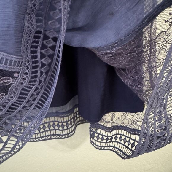 Sundance Dress Womens Size Medium Lace Purple Lined Shift - Picture 4 of 8